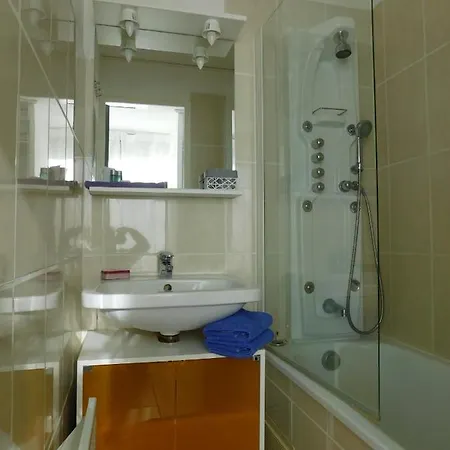 38 Climatise Balcon Vue *